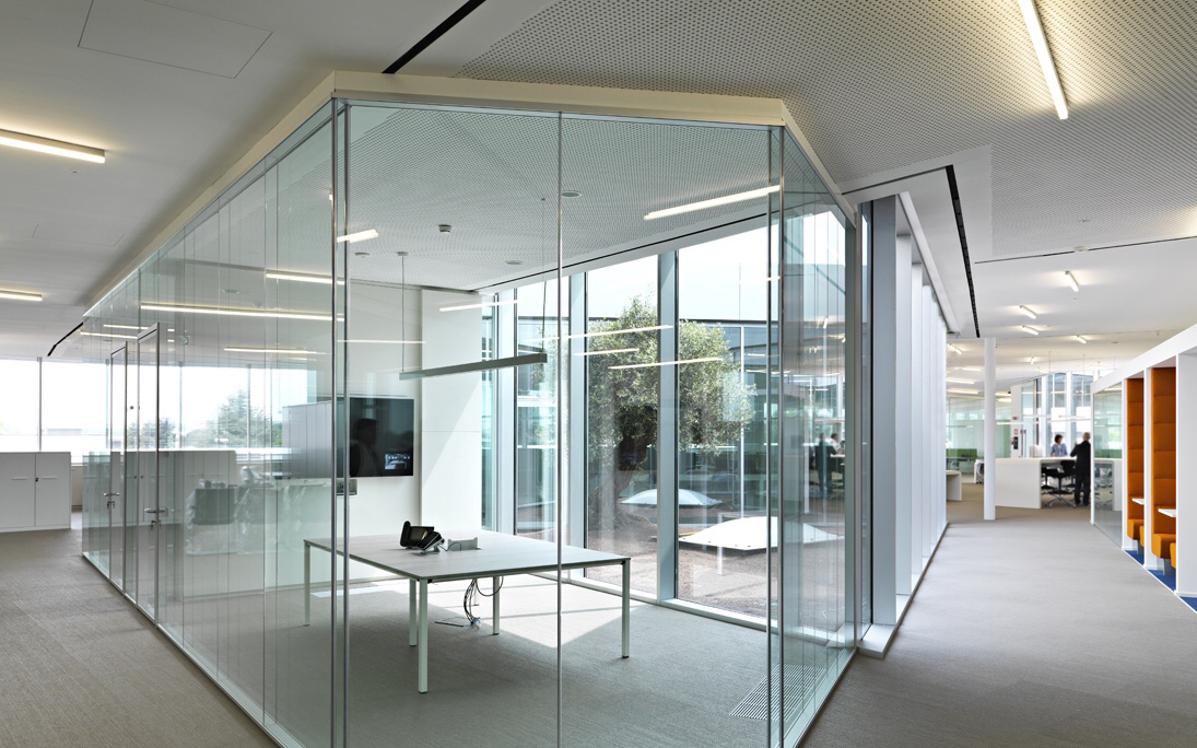 Nhôm Kính Hà Tĩnh – Giải Pháp Tối Ưu Cho Công Trình Xây Dựng Hiện Đại